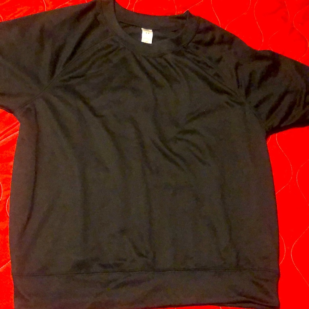 Black thick t shirt
